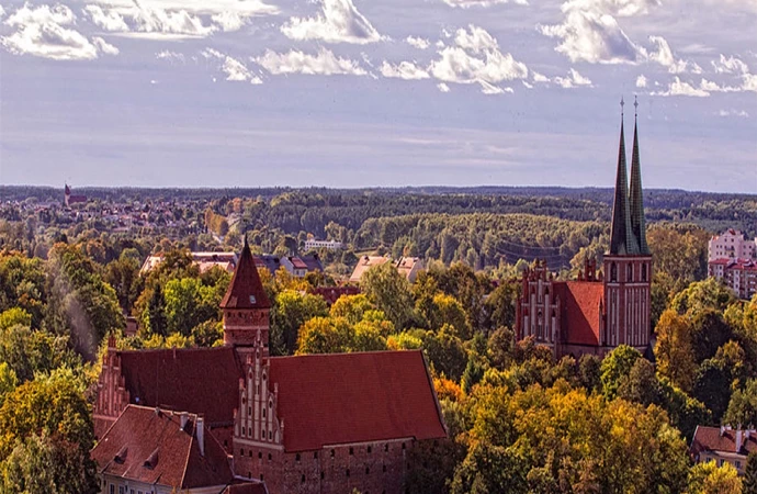 Olsztyński ratusz zaprasza do korzystania z darmowych wycieczek w towarzystwie przewodników.